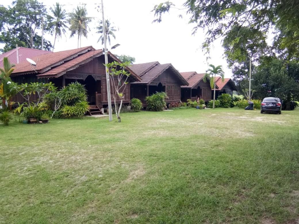 Kampung Tok Lembut Vacation Home Pantai Cenang  Εξωτερικό φωτογραφία