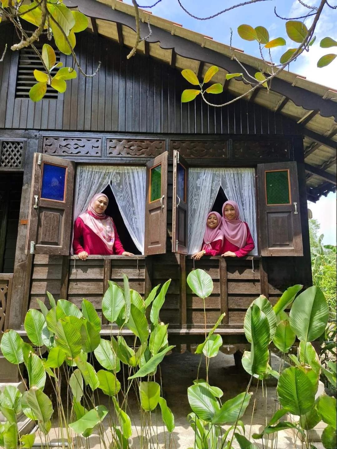 Kampung Tok Lembut Vacation Home Pantai Cenang  Εξωτερικό φωτογραφία