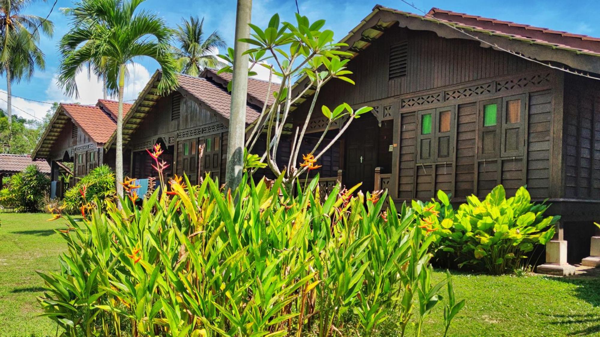 Kampung Tok Lembut Vacation Home Pantai Cenang  Εξωτερικό φωτογραφία
