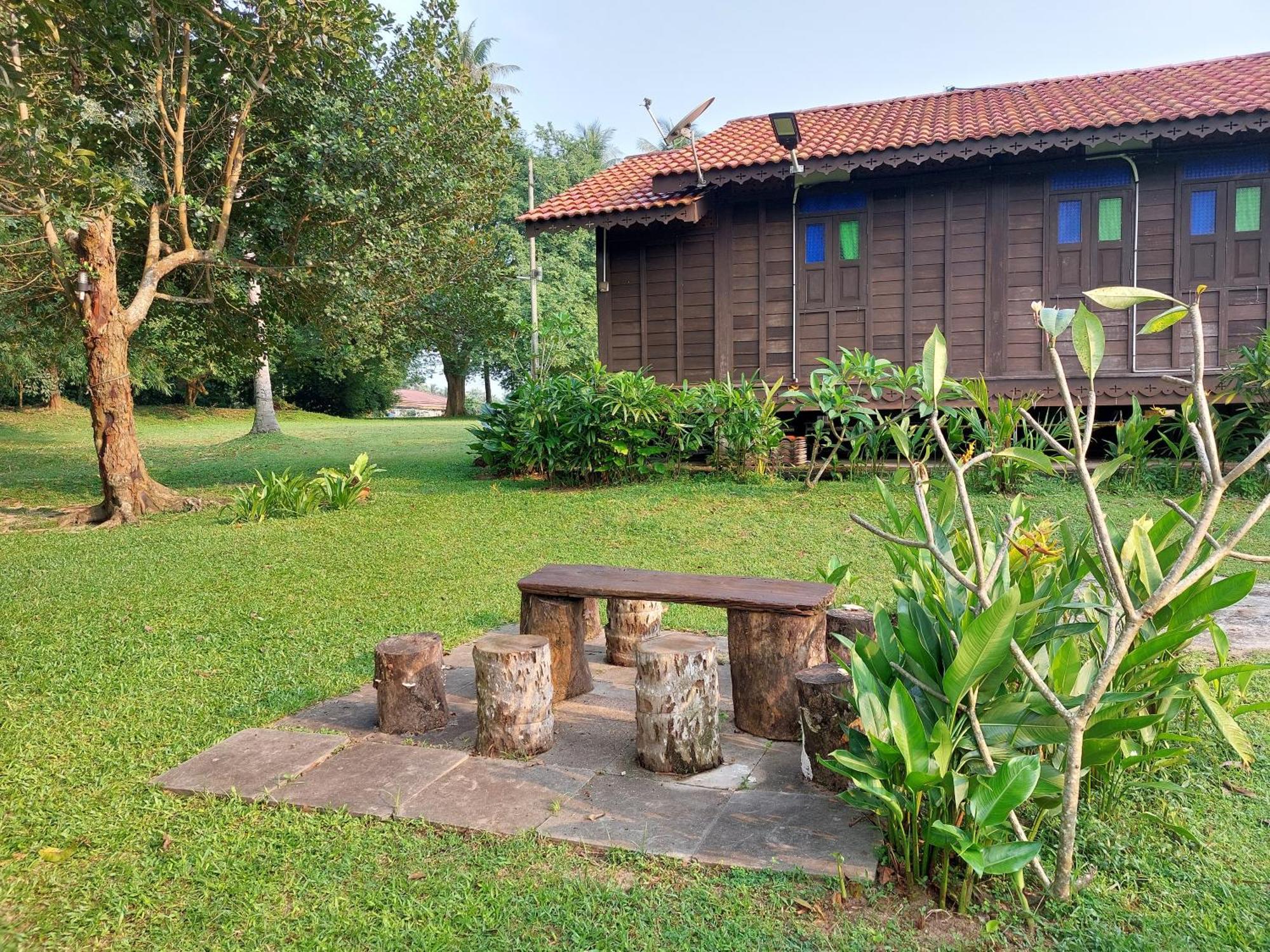 Kampung Tok Lembut Vacation Home Pantai Cenang  Εξωτερικό φωτογραφία